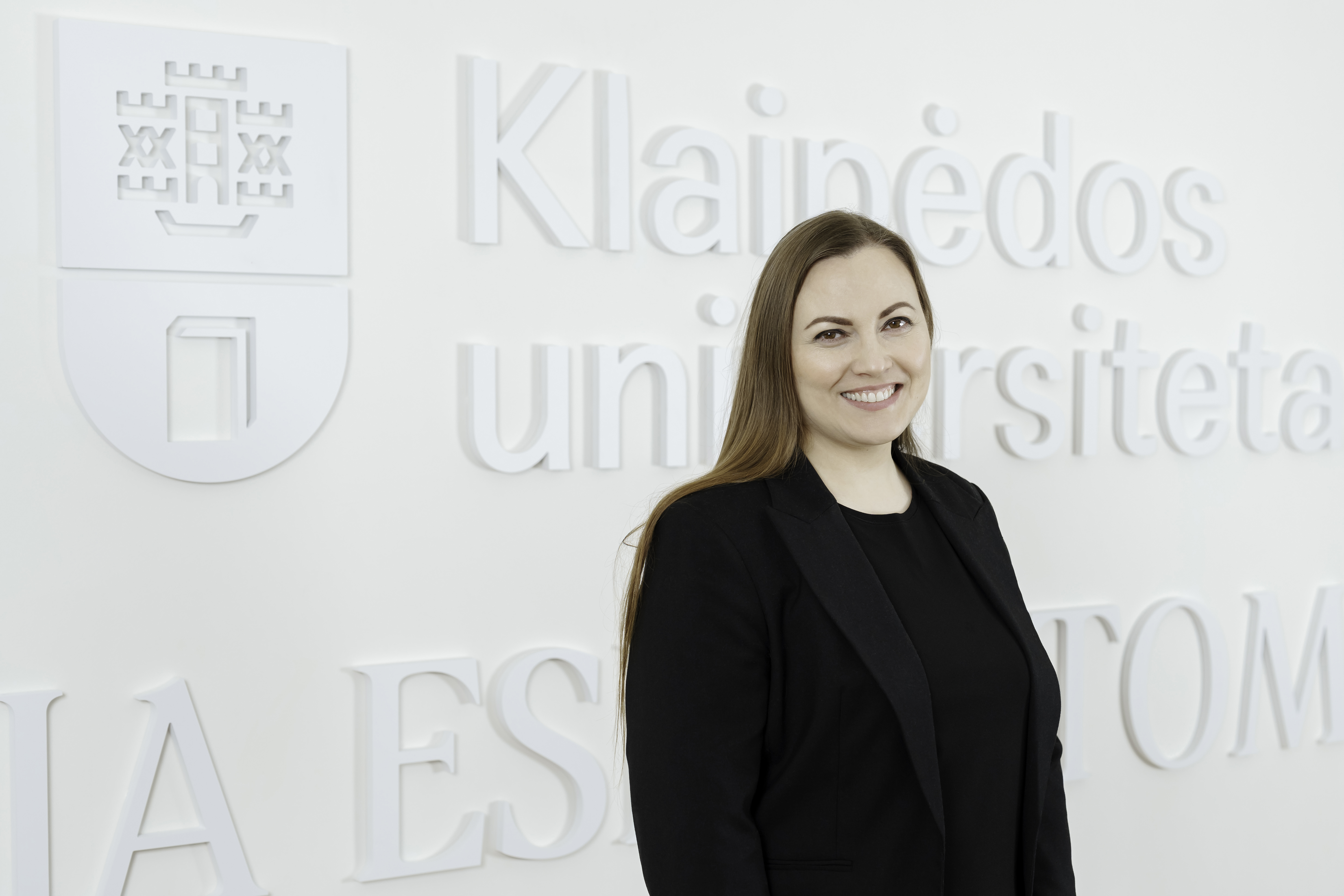 GS702469-Edit copy 2 (1).jpg